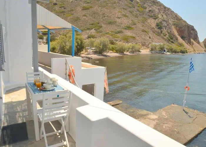 Lefteris Tatil Evi Schinopi