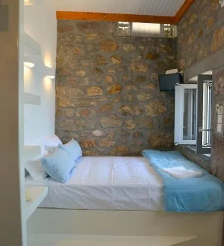 Lefteris Tatil Evi Schinopi